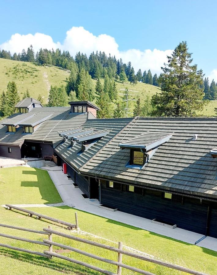 Apartma Krvavec - Cosy Mountain Retreat Церкле на Горенскем Екстериор снимка