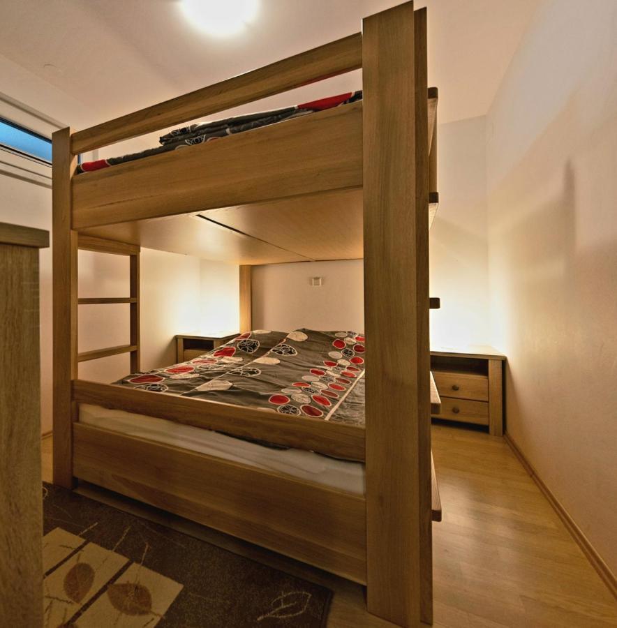 Apartma Krvavec - Cosy Mountain Retreat Церкле на Горенскем Екстериор снимка